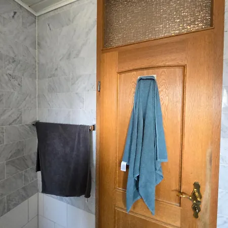 Maennerpension Rum i privatbostad *